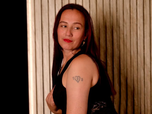 ChloeZenit - Sexe cam en vivo - 28915964