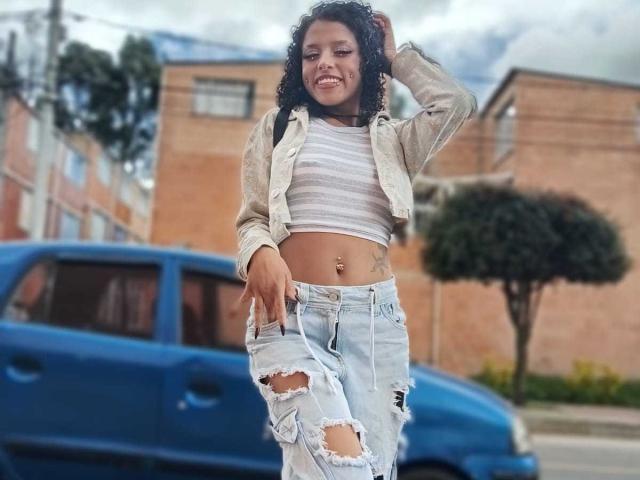 LunaKeller - Live sex cam - 28917545