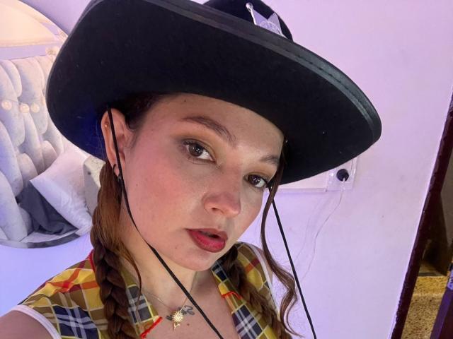 HecateCorvin - Live porn &amp; sex cam - 28917869