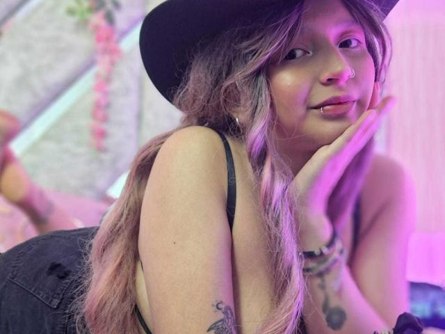 CandySwan - Live porn &amp; sex cam - 28917932