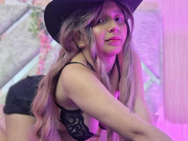 CandySwan - Sexe cam en vivo - 28917935