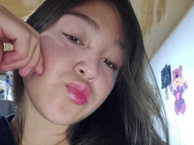 EmmaQuintana - Live sexe cam - 28918406