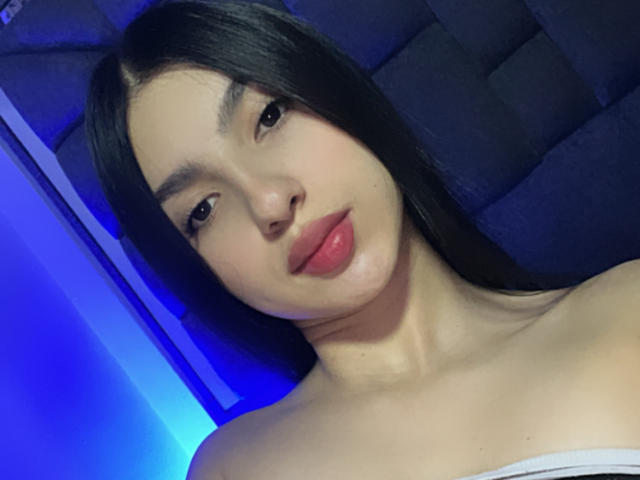 MilanMoon - Live sexe cam - 28918919