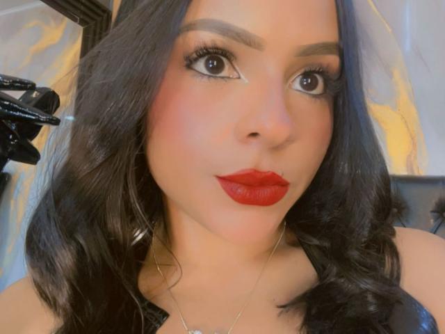 LindaFrancoo - Live sex cam - 28919153