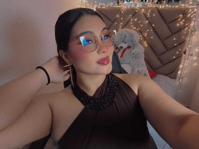 HelueJamil - Live sex cam - 28920068