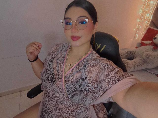 HelueJamil - Live sex cam - 28929428