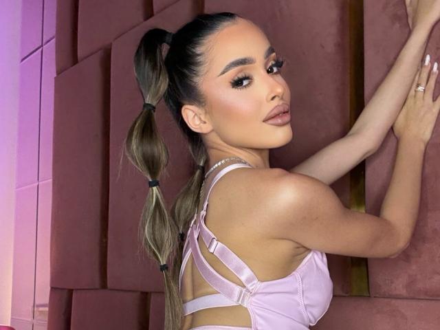 ClaraBenatti - Live sex cam - 28931471