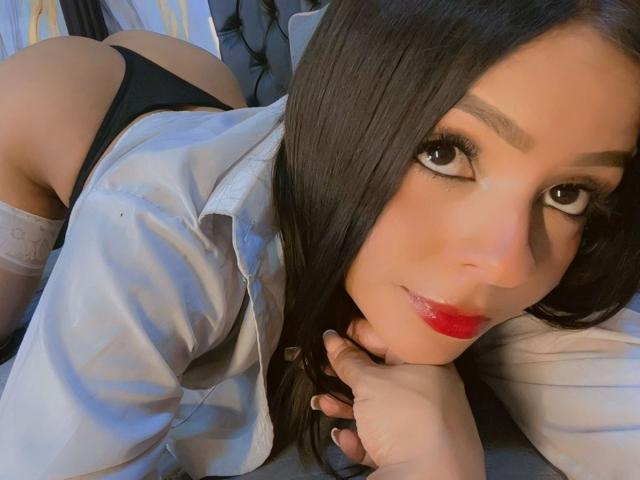 LindaFrancoo - Live sex cam - 28936436