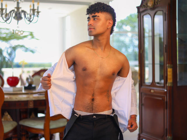 Jacobb69 - Live sexe cam - 28940516