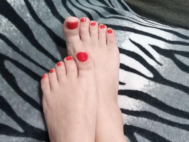 IllusionGold - Live porn &amp; sex cam - 28944626