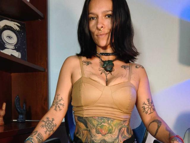 AmelieBlake - Live sex cam - 28947758