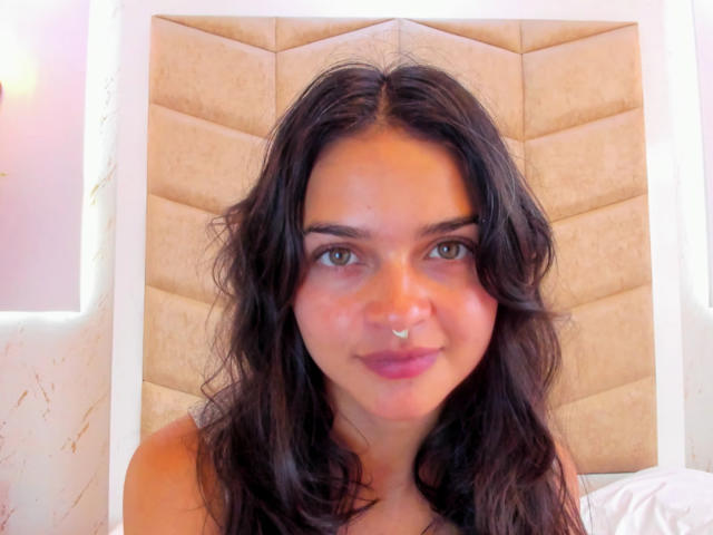 LucyySky - Live sex cam - 28948640