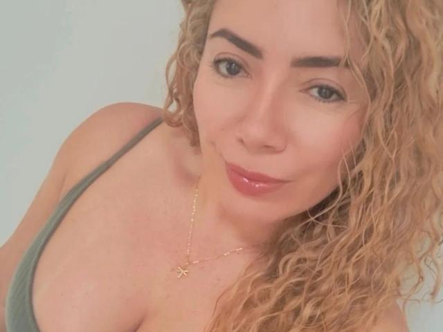 NaniDelaPavva - Live porn &amp; sex cam - 28951937