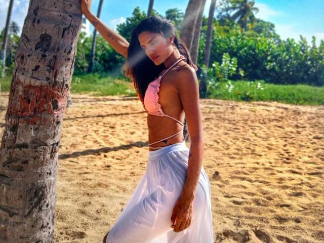 VicktoriaSunshine - Live sex cam - 28952642