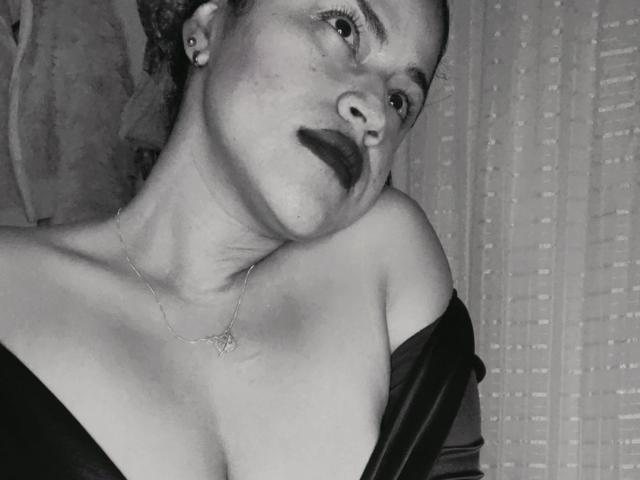 IvannaDuran - Camera khiêu dâm &amp; quyến rũ trực tiếp - 28957190