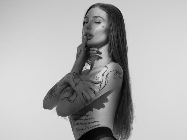 SensualMila - Live porn &amp; sex cam - 28957742