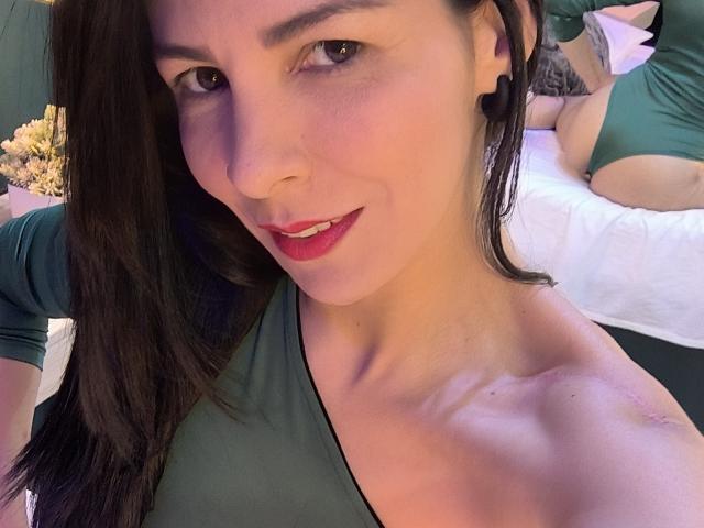 EliseBell - Live porn &amp; sex cam - 28957967