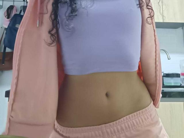 CurlyBlossom - Sexe cam en vivo - 28959461