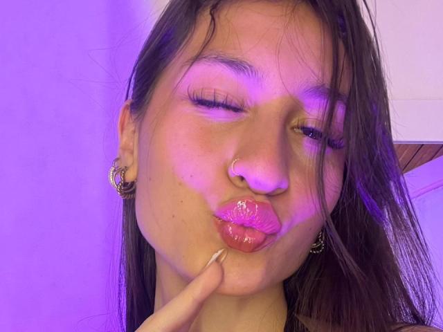 MaddyCarina - Live porn &amp; sex cam - 28959566