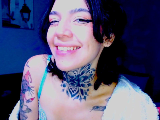 LannieGonzales - Live porn &amp; sex cam - 28960763