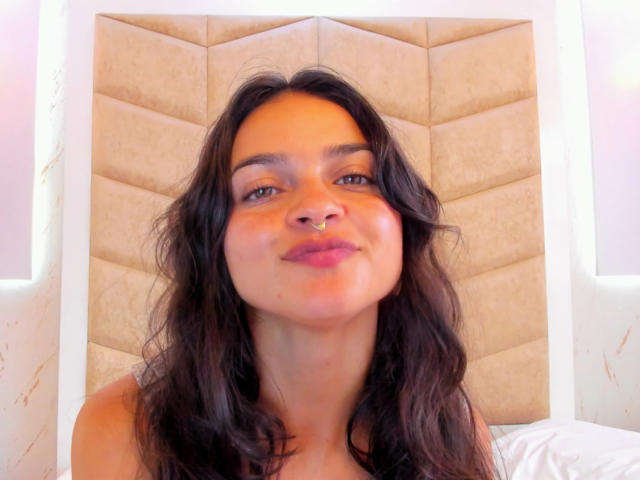 LucyySky - Live sex cam - 28961171