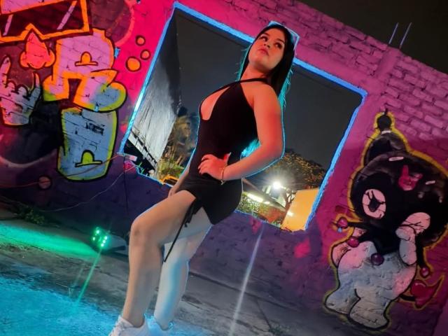 NaughtyMissyy - Live porn &amp; sex cam - 28963316