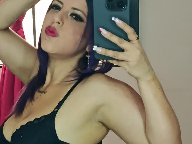 NicoleEmiller - Live sexe cam - 28968863