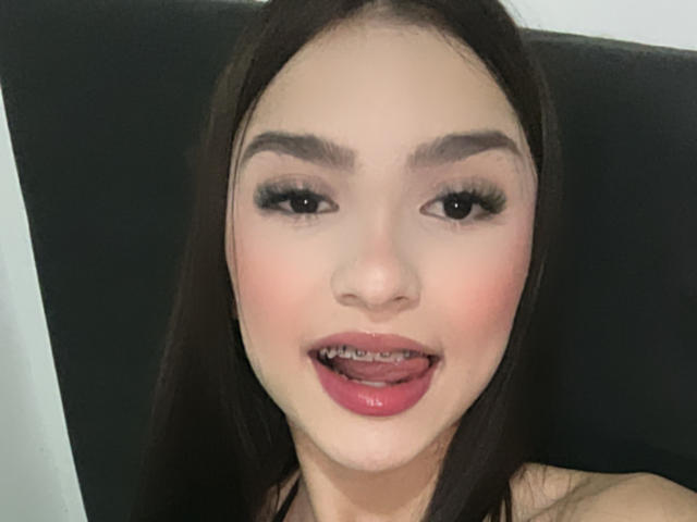 MilanMoon - Live porn &amp; sex cam - 28969028