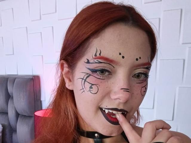 EmmaThomsonn - Live sexe cam - 28969223