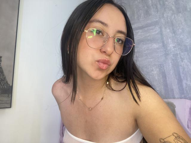 RosalieDupont - Live sexe cam - 28969514