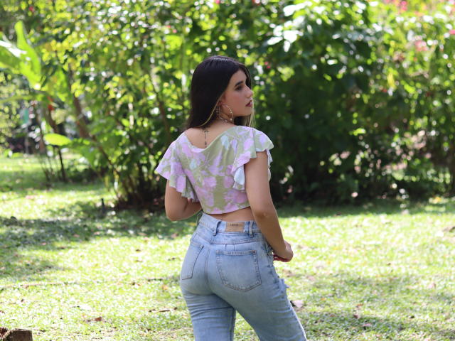 KatieDesirX - Live Sex Cam - 28970126