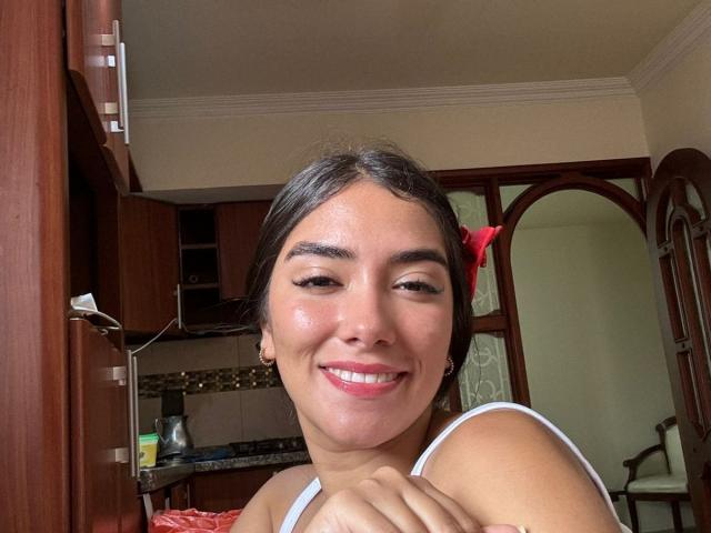 SharonKlart - сексуальная веб-камера в реальном времени - 28970279