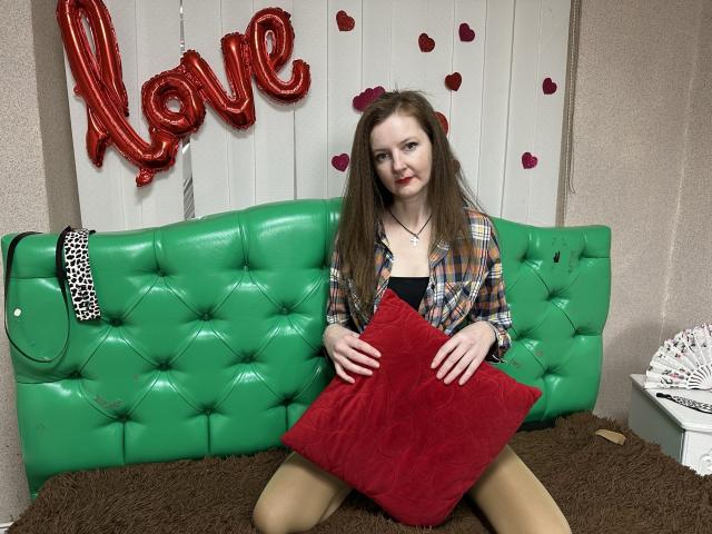 MeganPirs - Live porn &amp; sex cam - 28984523