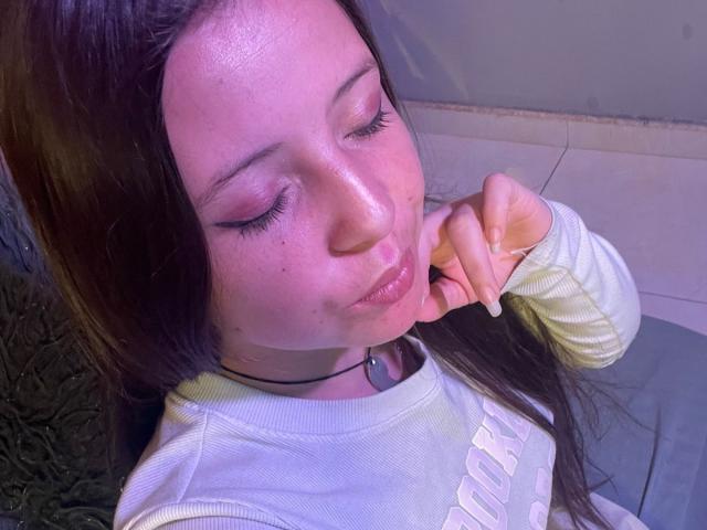 GraceRedMiller - פורנו בשידור חי ומצלמת סקס - 28984991