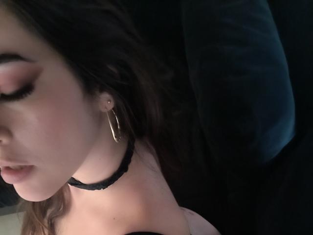 ChristineBray - Live Sex Cam - 28987358