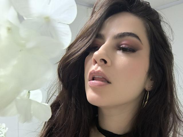 ChristineBray - Live Sex Cam - 28987424