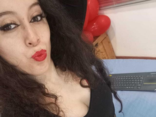 KendraSimons - Live Sex Cam - 28989314