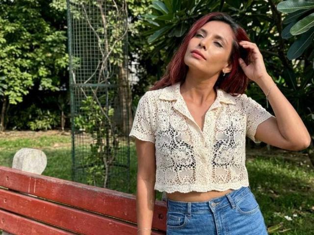 RoxaneMoore - Camera khiêu dâm &amp; quyến rũ trực tiếp - 28997339