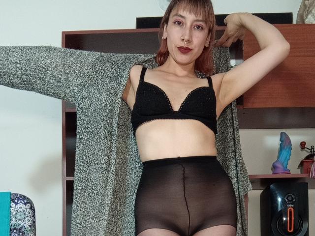 AliRousse - פורנו בשידור חי ומצלמת סקס - 28999628