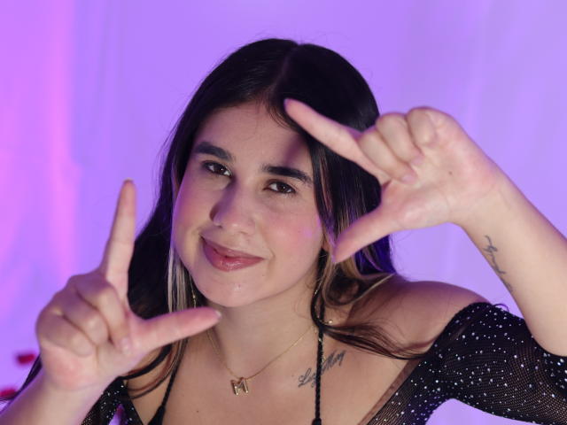 KatieDesirX - Live Sex Cam - 28999859