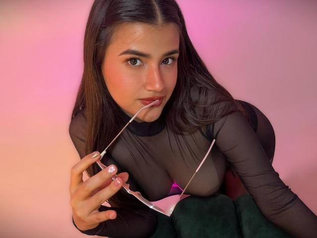 IrisBlair - Live porn &amp; sex cam - 28999913