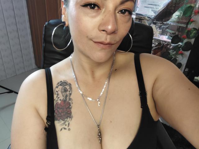 SusanaHotSex - Élő pornó és szexkamera - 29001494