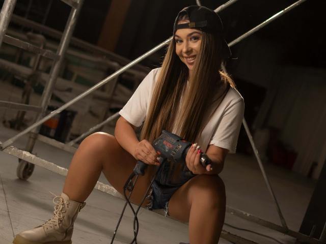 IrisMia - Sexe cam en vivo - 29004257