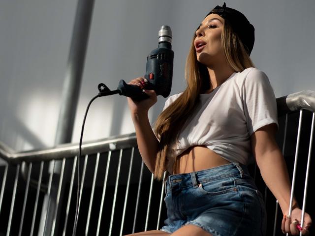 IrisMia - Live sex cam - 29004602