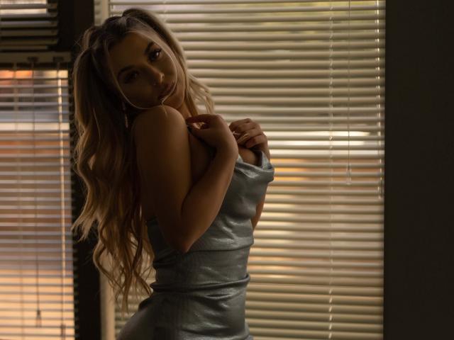 IrisMia - Sexe cam en vivo - 29005025