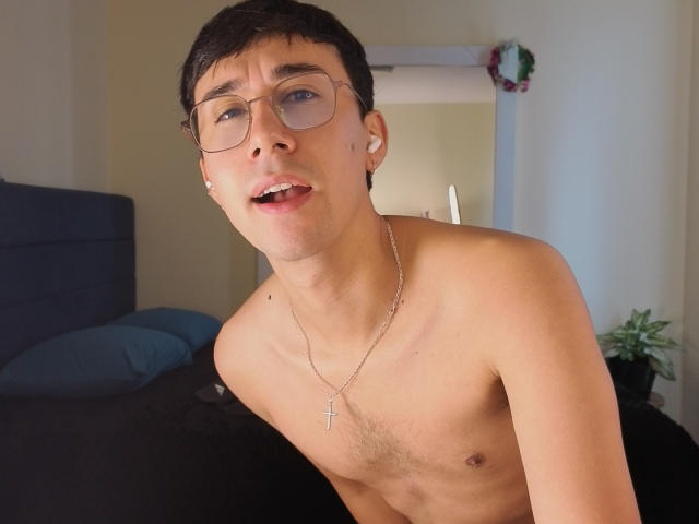 OliverHot69 - Sexe cam en vivo - 29005715