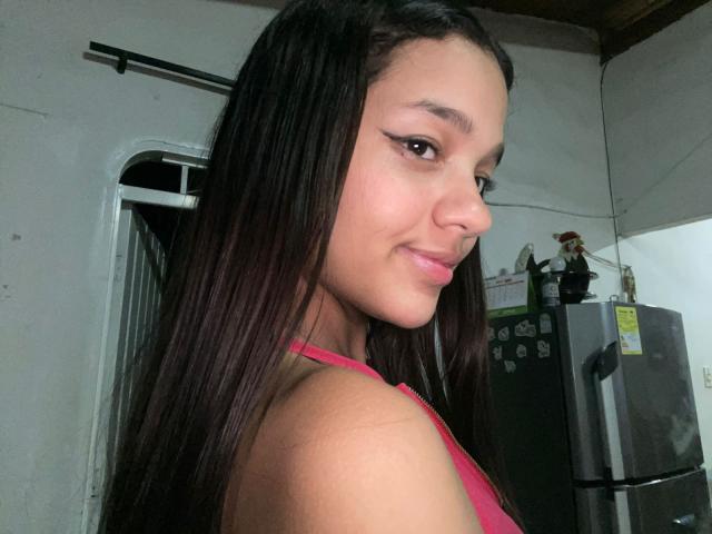 Vesperhale - Live sexe cam - 29007203