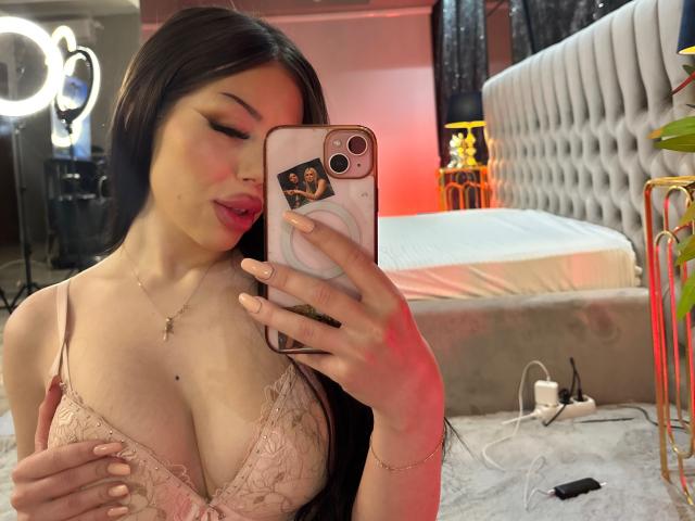 AlessiaNoire - Live porn &amp; sex cam - 29009513