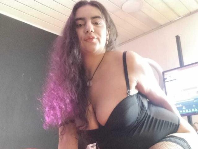 MiaBrooklyn - Sexe cam en vivo - 29010908