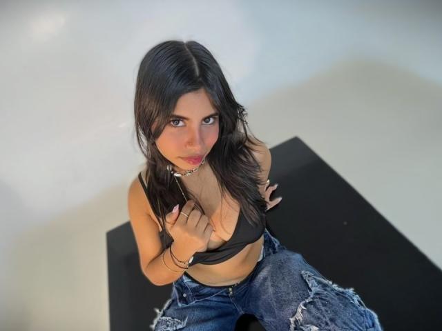 CelesteMorel - Sexe cam en vivo - 29011151